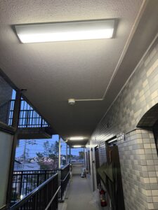 八王子市　アパート共用廊下　LED照明交換工事